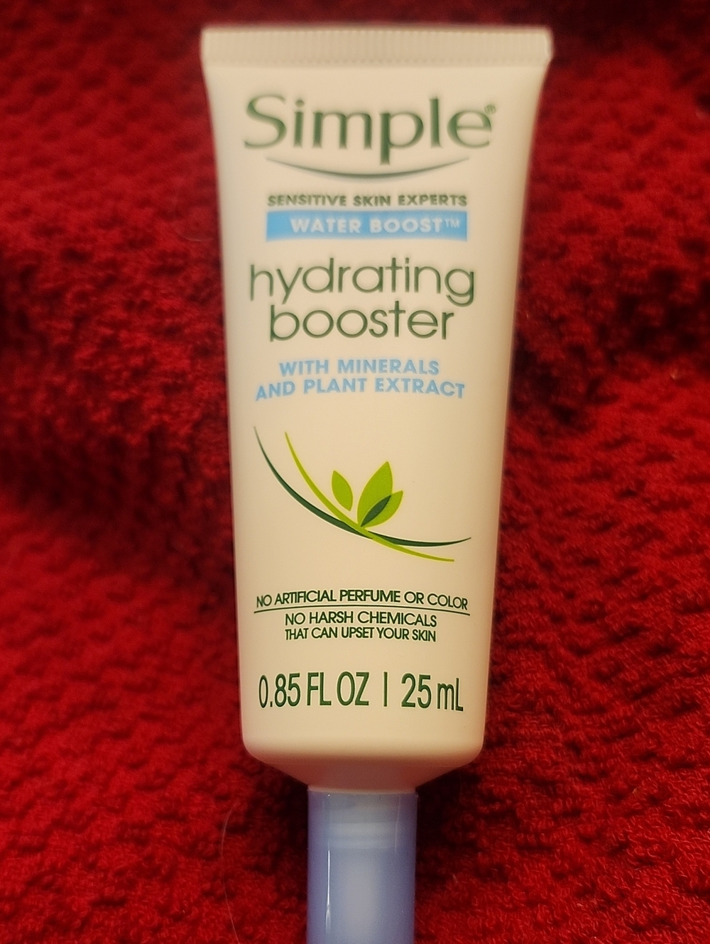 Brand new Simple Hydrating Booster – White with Green Accents